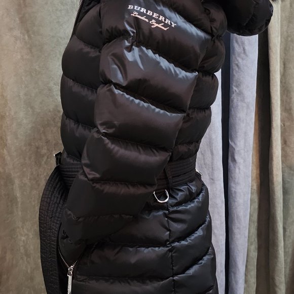 Burberry long puffer coat. - Picture 6 of 8